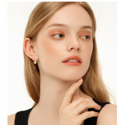 D Color VVS1 2.5mm 0.06ct Mossanite Huggie Earrings