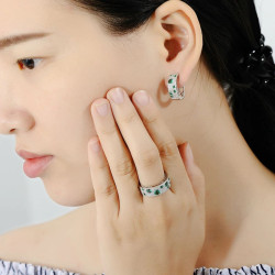 100% 925 Sterling Silver Shimmering Green Earrings Ring Set