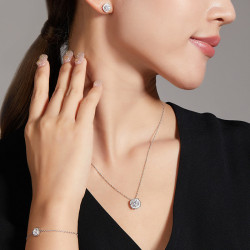 Дөрвөлжин D өнгөт 0.5ct  моиссанит алтаар бүрсэн ээмэг