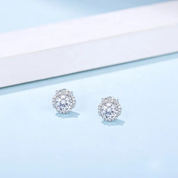 D color 4 claws  0.5 mm Moissanite Gold plated Stud Earrings