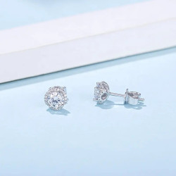 D color 4 claws  0.5 mm Moissanite Gold plated Stud Earrings