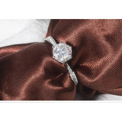 14К цул цагаан алт жинхэнэ моиссанит алмазан сүйн бөгж