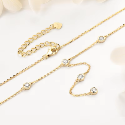 0.1ct*11 pcs  D өнгө 3.0 мм моиссанит алтаар бүрсэн зүүлт