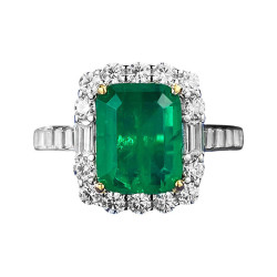 Halo setting emerald 8K gold plated  Sterling Silver Ring
