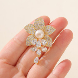 Flower Natural Fresh water Pearl Brooch and Pendant
